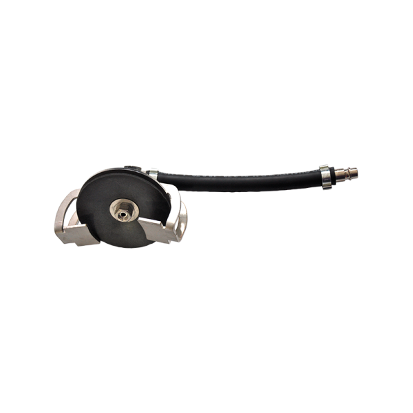Universal pressure plug
